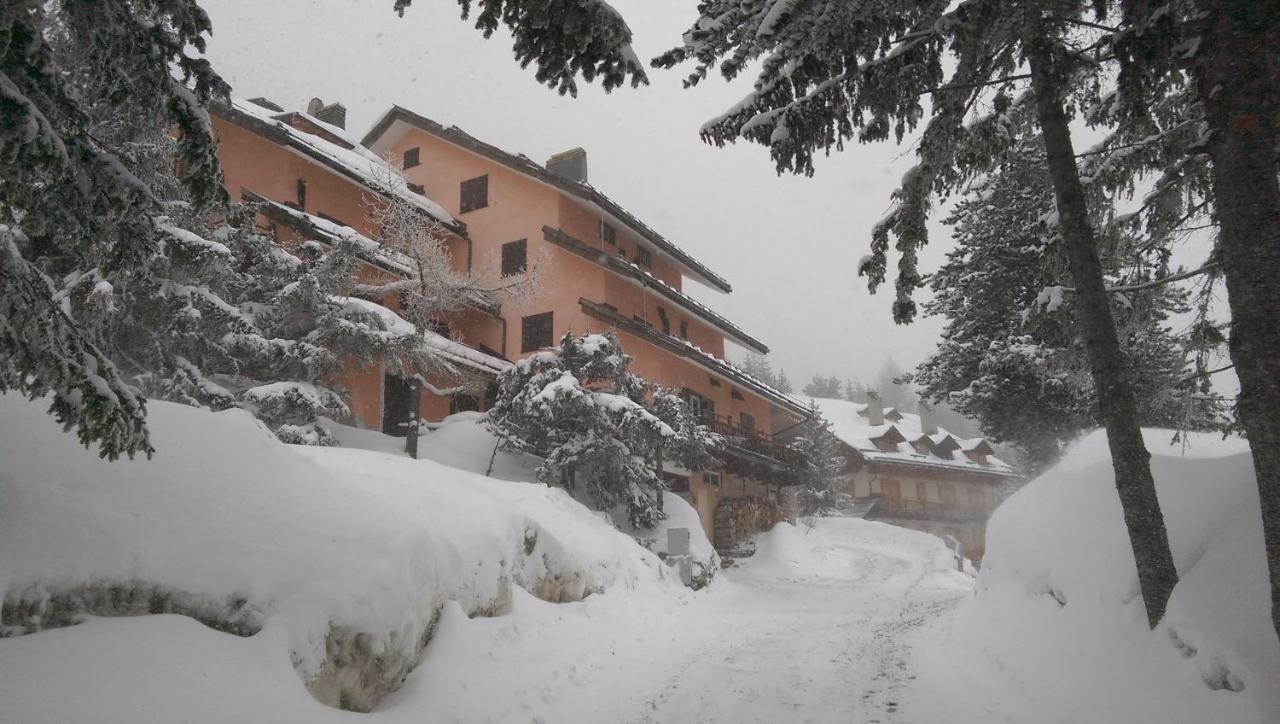 Panorama Apartment Claviere Exterior photo